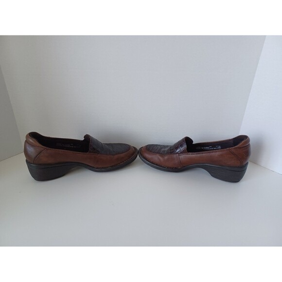 CLARKS "ARTISAN" LADIES BROWN LEATHER SLIP-ON SHOES-62411-8M. - Picture 5 of 7